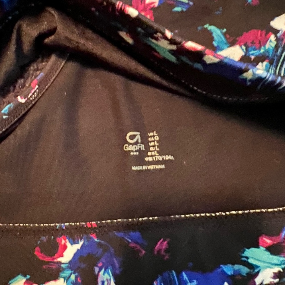 Gap Fit Sports Bra - Picture 4 of 5